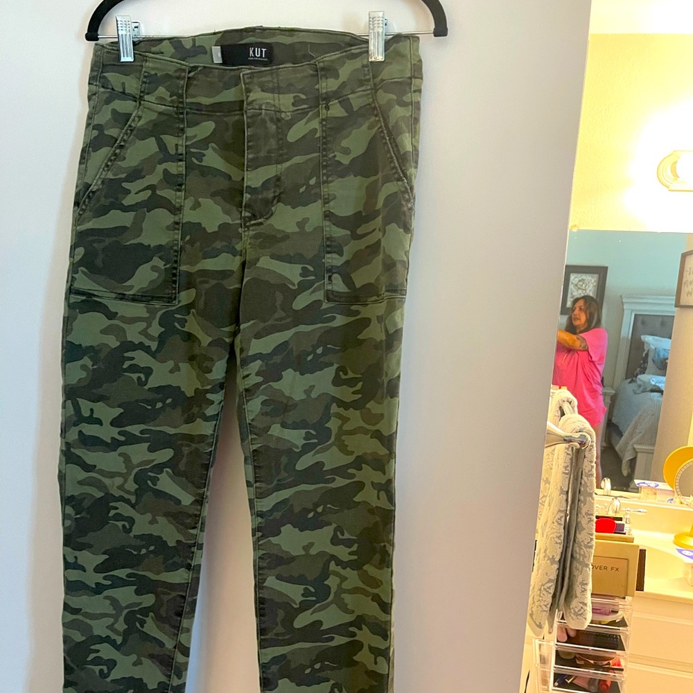 Womens camo pants